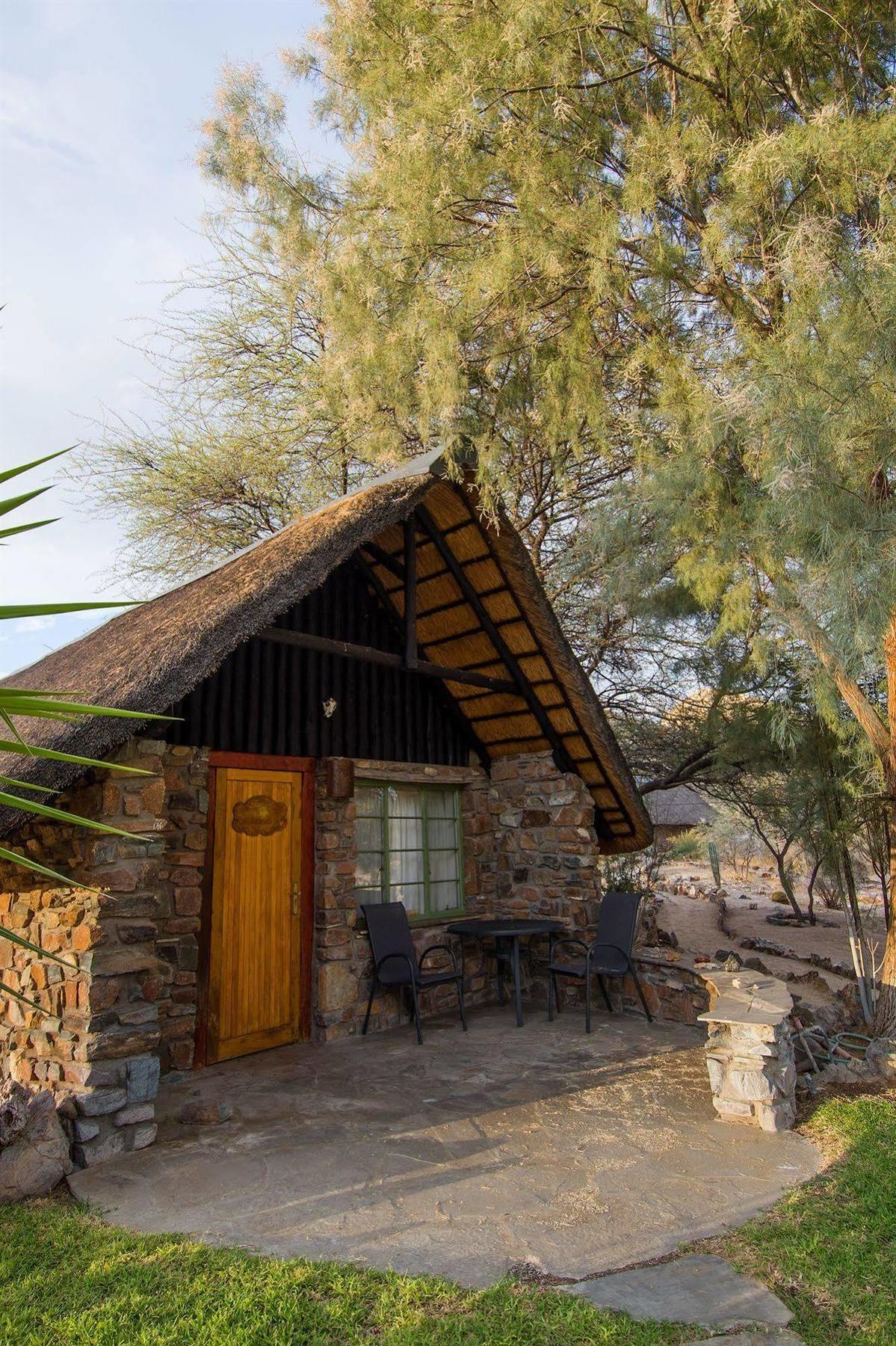 Usakos Etusis Lodge מראה חיצוני תמונה
