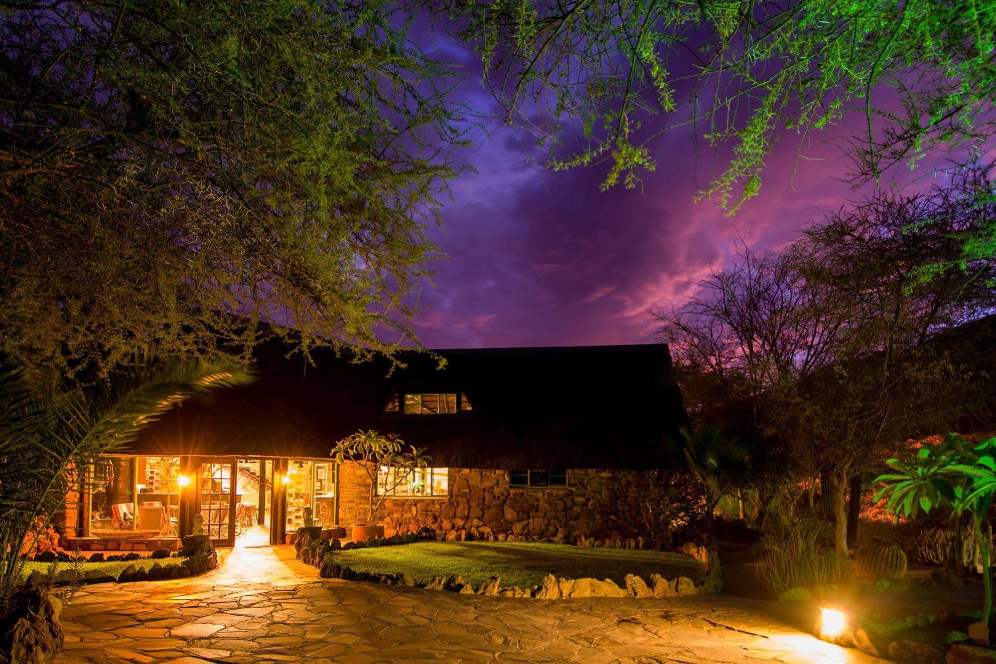 Usakos Etusis Lodge מראה חיצוני תמונה