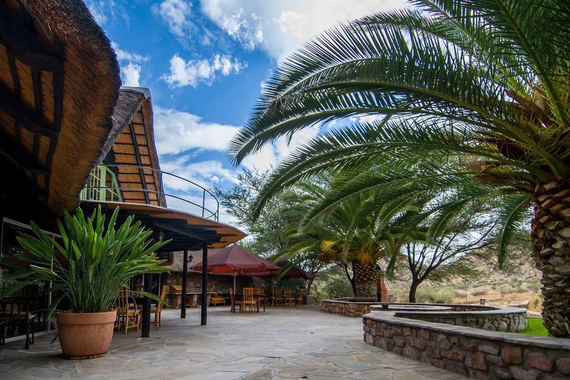 Usakos Etusis Lodge מראה חיצוני תמונה
