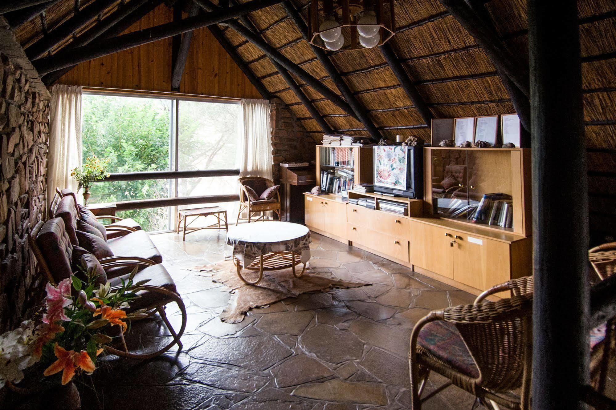 Usakos Etusis Lodge מראה חיצוני תמונה