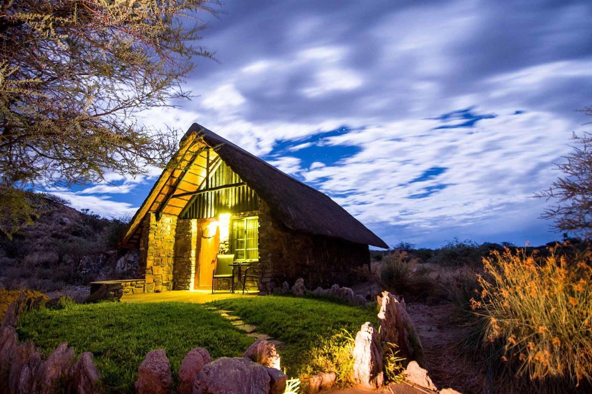 Usakos Etusis Lodge מראה חיצוני תמונה